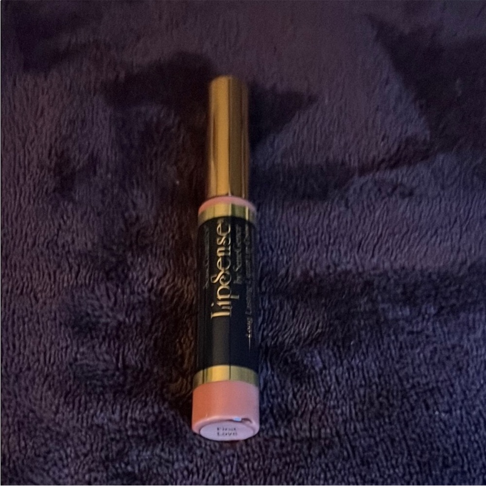 (15).  LipSense Lipstick -Soft Pink first love